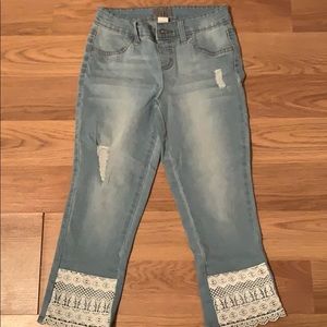 Justice light wash capris